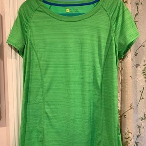 Xersion green activewear top
